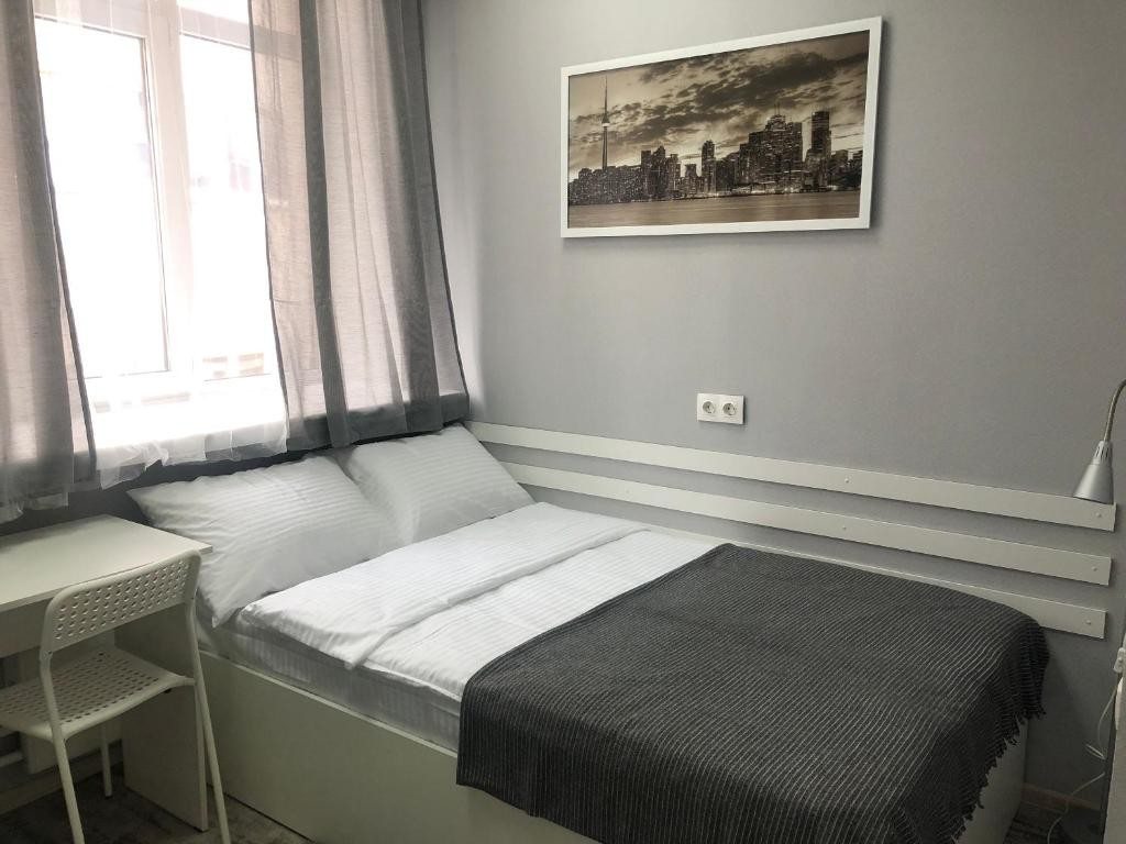Двухместный (Двухместный номер с 1 кроватью и общей ванной комнатой) отеля L-hotel, Москва