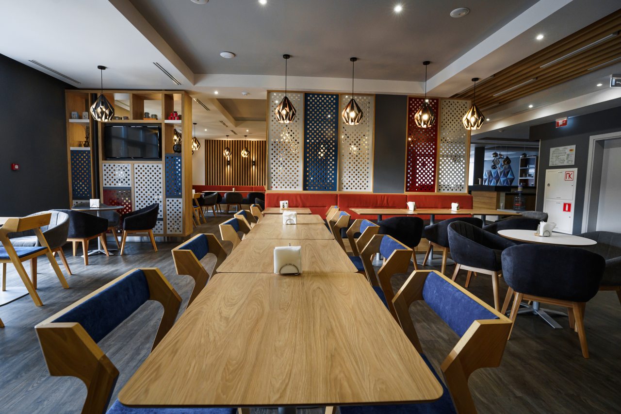 Ресторан-бар EXPRESS Café&Bar, Гостиница GOPARK Hotel