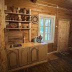 Отделка и декор кухонной зоны из природных материалов