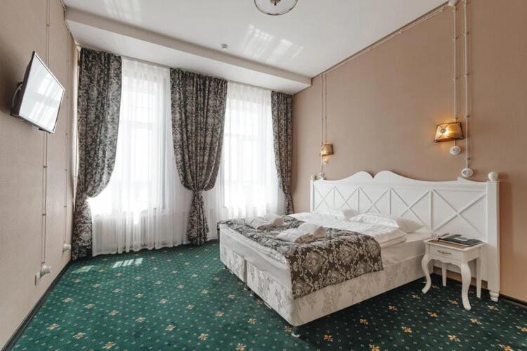 Двухместный (Улучшенный, С 1 кроватью или 2 отдельными кроватями) гостиницы Левитанъ, Владимир