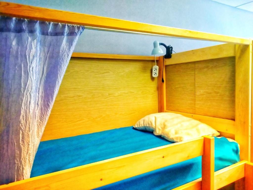 Четырехместный (Спальное место на двухъярусной кровати в общем номере для женщин) хостела Buen Camino, Новосибирск