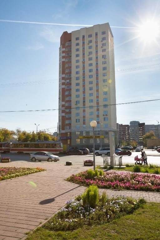 Апартаменты (Апартаменты на проспекте Космонавтов 46а) апартамента EtazhiDaily at Kosmonavtov, Екатеринбург