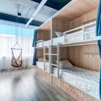 Десятиместный (Кровать в 10-и местном общем номере повышенной комфортности), Roomy Hostel