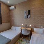 Трехместный, Отель Бирюза