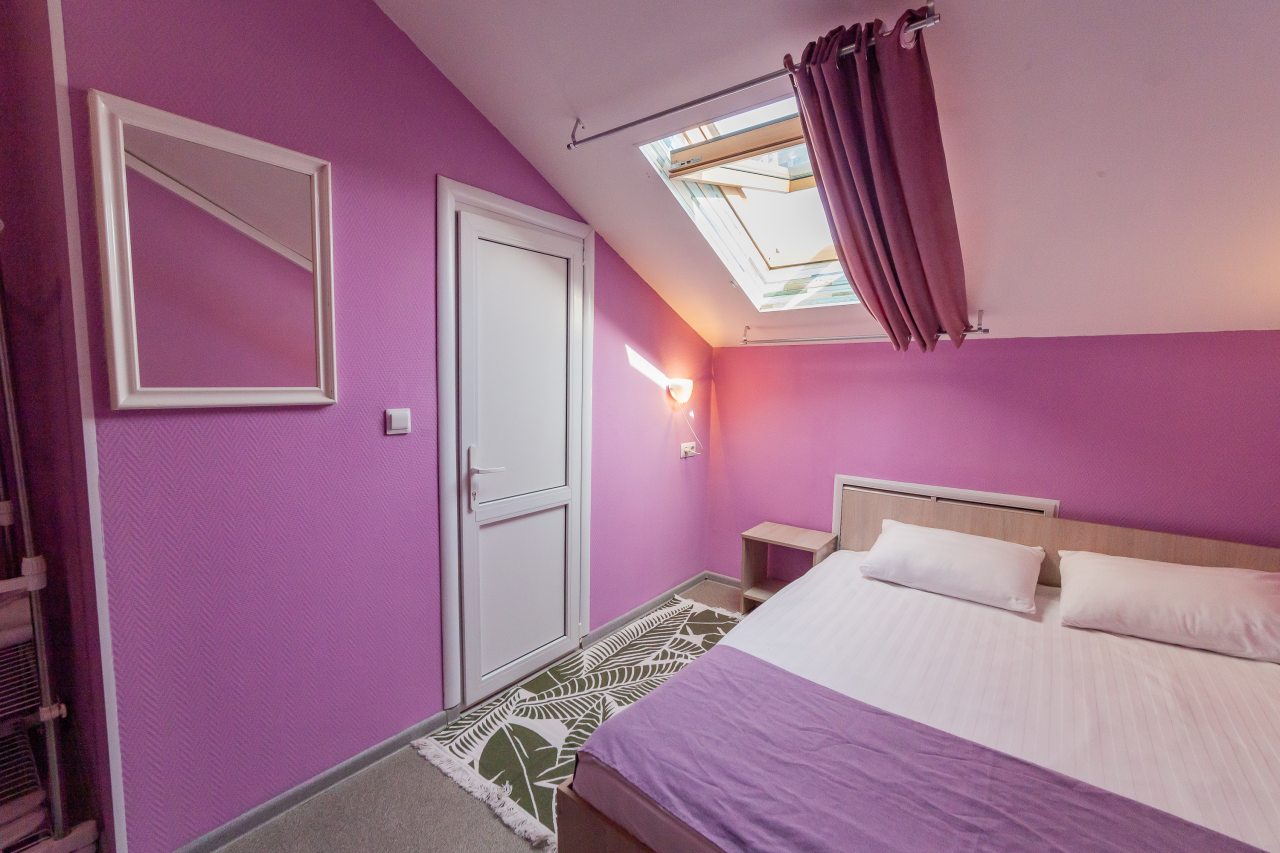 Двухместный (С двуспальной кроватью мансардного типа), Отель Бирюза