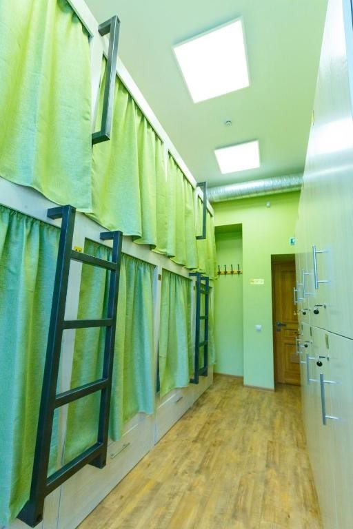 Номер (Спальное место на двухъярусной кровати в общем номере для мужчин) хостела SupeRGood, Владивосток
