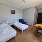 Трехместный, Guest house Granat