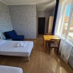 Трехместный, Guest house Granat