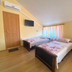 Четырехместный (Четырехместный номер Делюкс), Гостевой дом На Казачьей