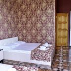 Двухместный (Большой двухместный номер с 1 кроватью), Гостевой дом Добрый Дворик