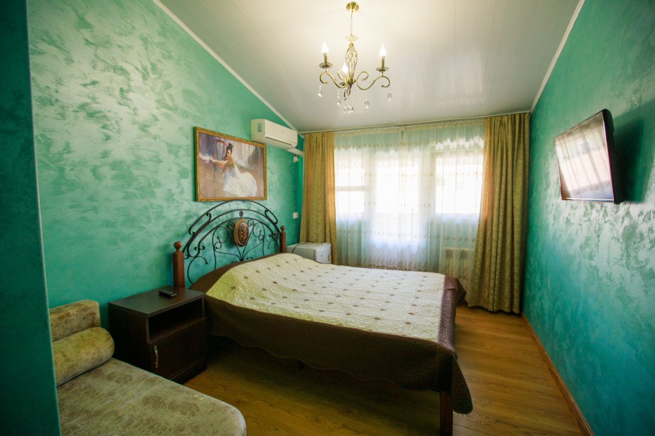 Трехместный (Комфорт), Гостевой дом Лолита
