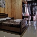 Двухместный (Двухместный номер Делюкс с 1 кроватью и балконом, вид на море), Гостевой дом Маргаритка