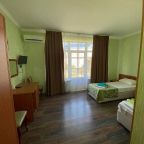 Двухместный (Двухместный номер Делюкс с 1 кроватью и видом на море), Гостевой дом Маргаритка