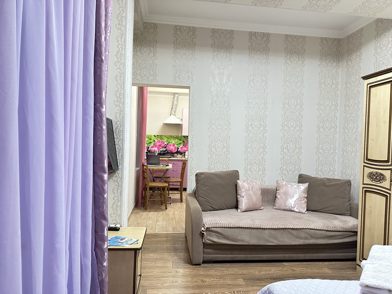 Трехместный (Номер с кухней и  с балконом), Гостевой дом Мзымта