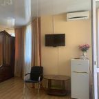 Трехместный (Трехместный номер с балконом), Гостевой дом Некрасовка