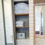 Сьюит (Двухместный номер Джуниор с 1 кроватью), Отель История