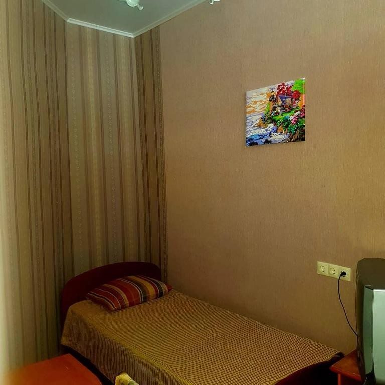 Двухместный (Бюджетный двухместный номер с 2 отдельными кроватями) гостиницы Авеню, Астрахань