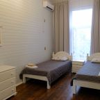 Коттедж (Двухэтажный (8-ти местный)), Гостевой дом Семейная Усадьба Астрахань