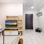 Апартаменты (Евро 2 с балконом и рабочим местом), Depart ApartHotel Open Space In Bolshoy