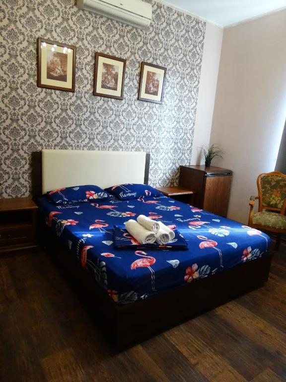 Четырехместный (Четырехместный номер с собственной ванной комнатой) гостевого дома На Кавказской, Краснодар