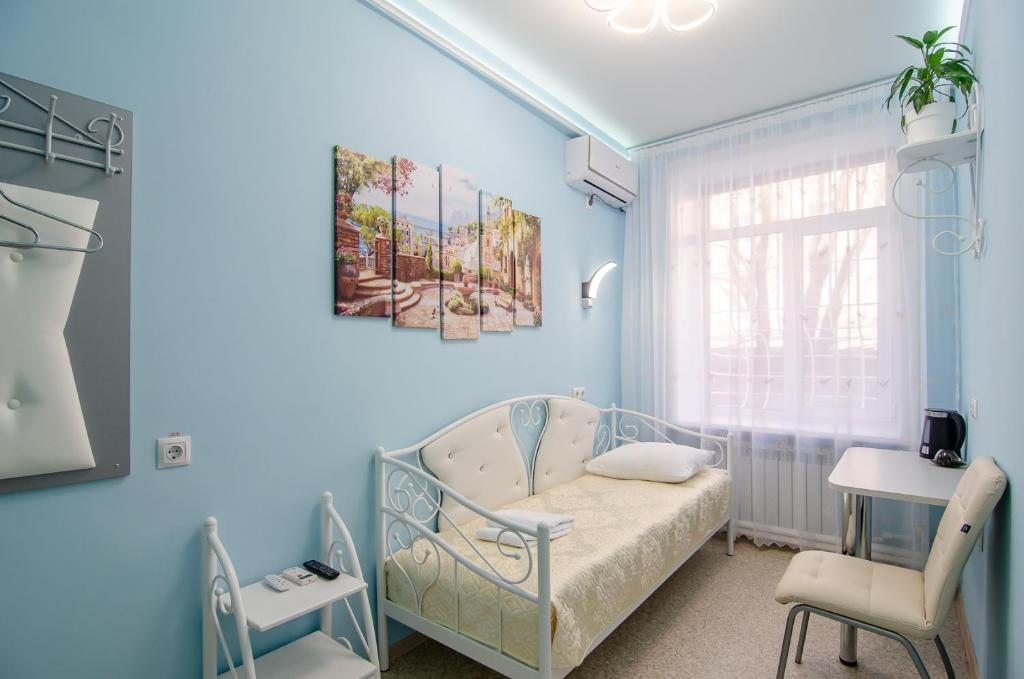 Одноместный (Одноместный номер с общим душем и туалетом) мини-отеля МилСон, Хабаровск