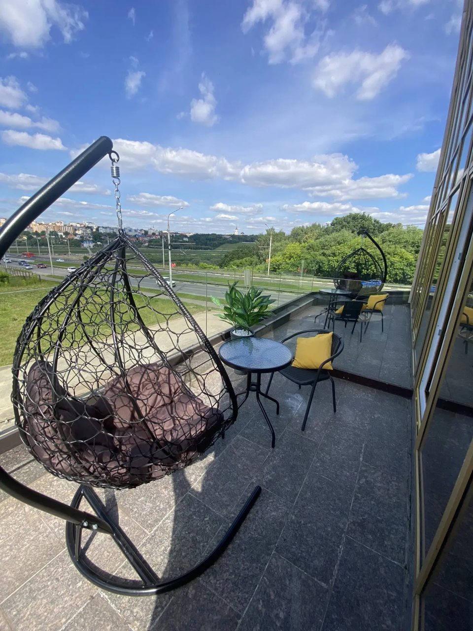 Люкс (LUX двухместный с KINGsize кроватью и двумя балконами), Гостиница Kometa