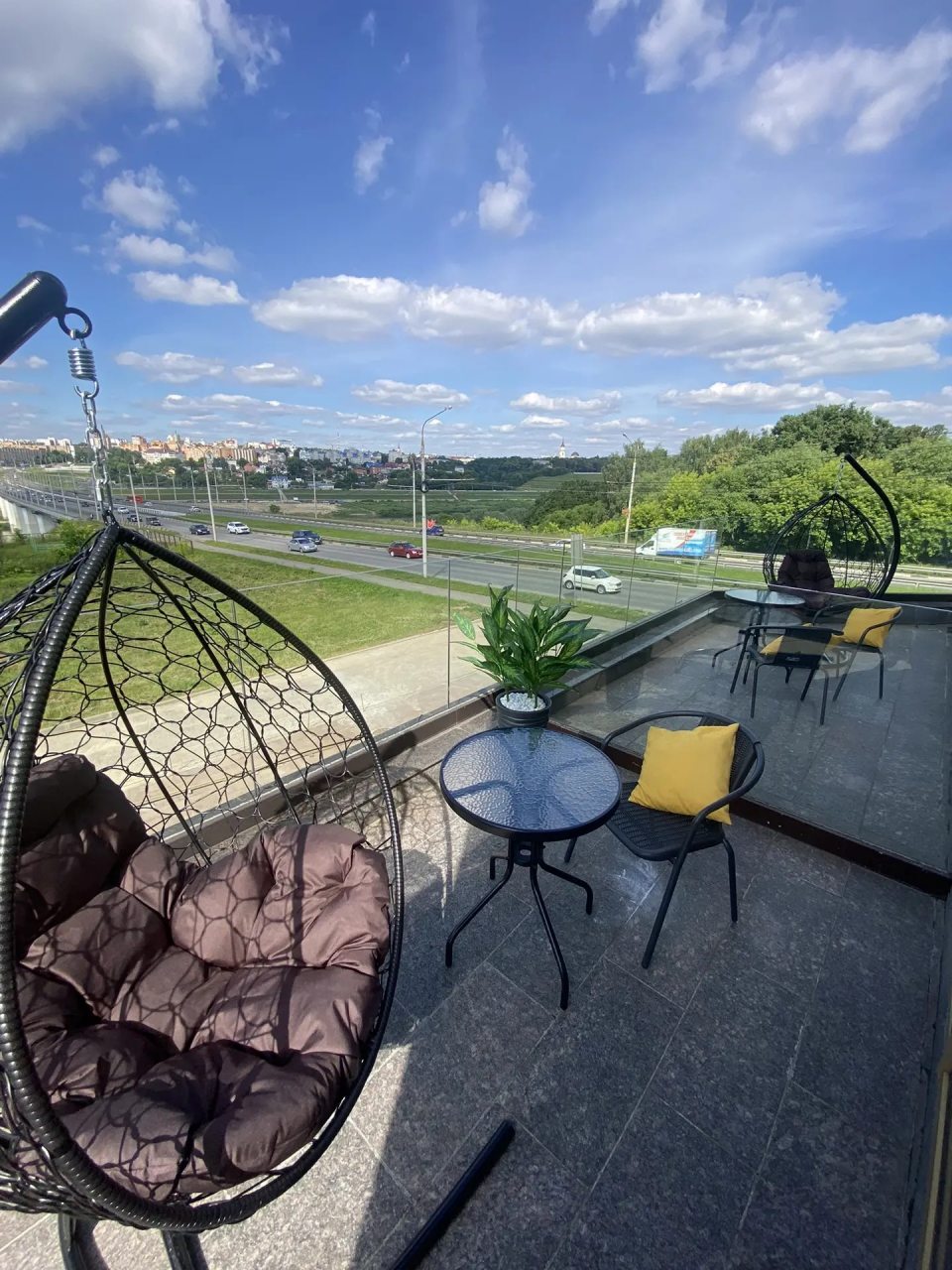 Люкс (LUX двухместный с KINGsize кроватью и двумя балконами), Гостиница Kometa