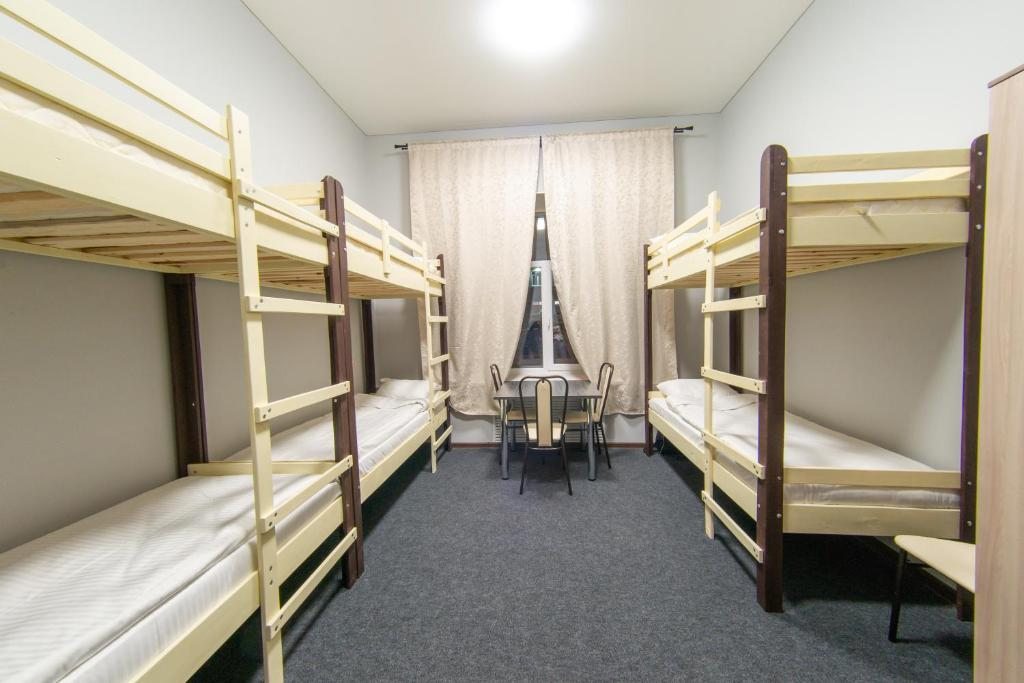 Номер (Спальное место на двухъярусной кровати в общем номере для мужчин и женщин) хостела Rадость hotel & hostel, Уфа
