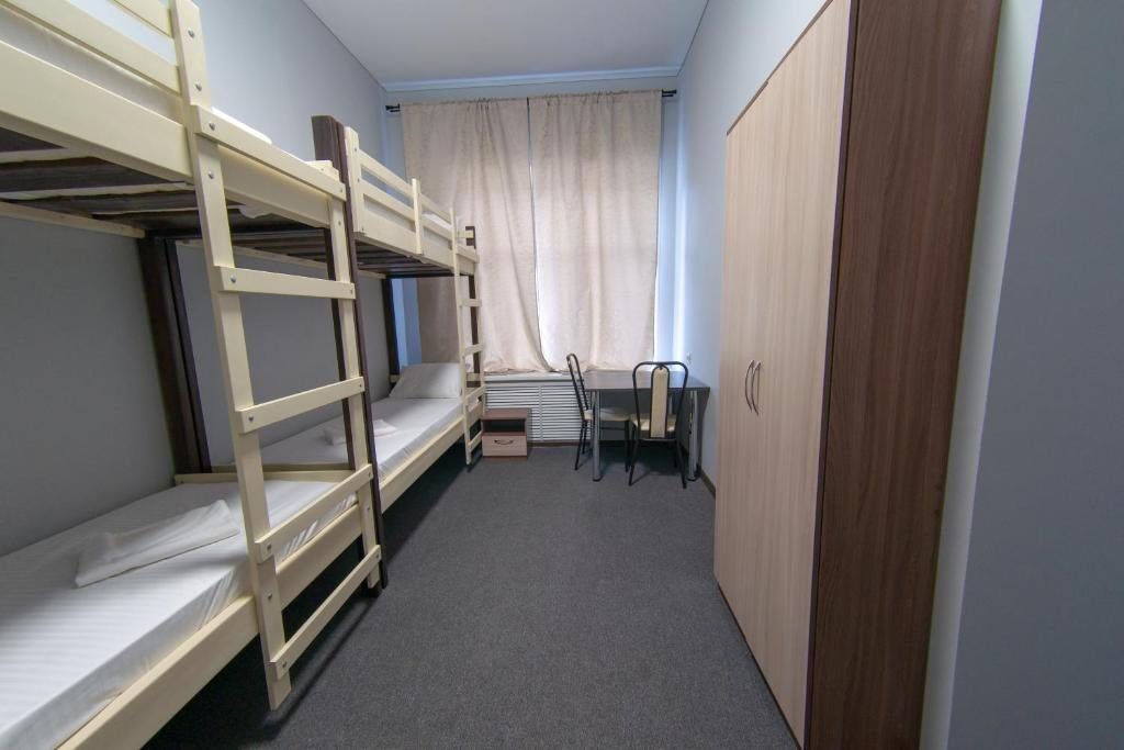 Номер (Кровать в общем 4-местном номере для мужчин и женщин) хостела Rадость hotel & hostel, Уфа