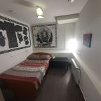 Двухместный (НОМЕР С ДВУСПАЛЬНОЙ КРОВАТЬЮ БЕЗ ОКНА), Raduga Hostel