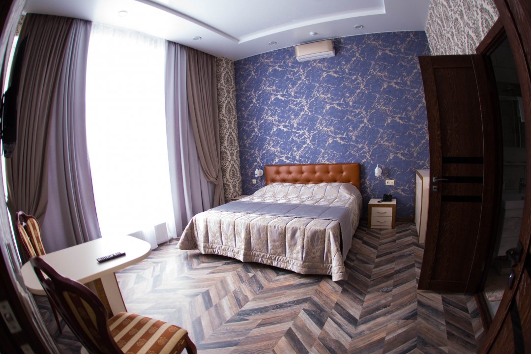 Двухместный (Улучшенный двухместный номер с 1 кроватью), Отель Зико