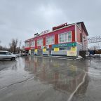 Парковка перед отелем