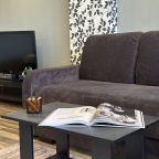 Сюит (Апартаменты Комфорт - улица Карельцева, 101 - 3), Апартаменты Абажур