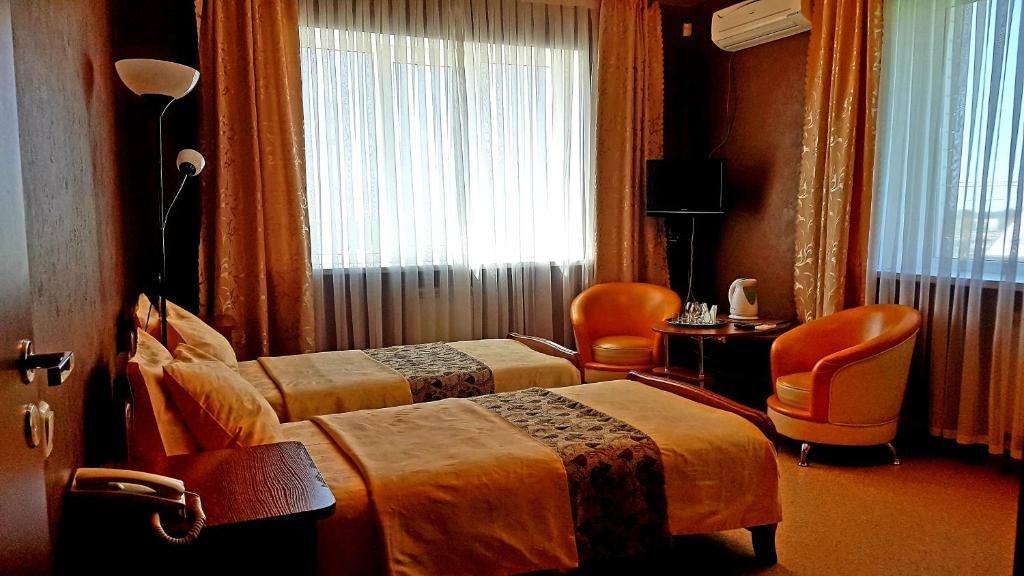 Двухместный (Стандартный двухместный номер с 2 отдельными кроватями) отеля Parallel, Ставрополь