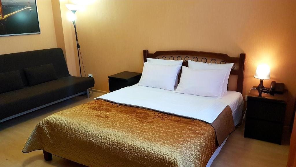 Двухместный (Номер Делюкс с кроватью размера «queen-size») отеля Parallel, Ставрополь