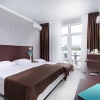 Трехместный (Номер комфорт на троих), Отель Allura