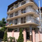 Уютный дворик, Гостевой дом Дива