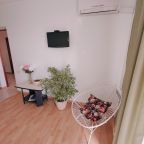 Во всех номерах есть телевизор