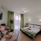 Маленький балкон