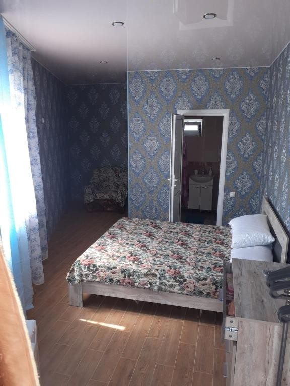 Трехместный (Стандартный трехместный номер) гостевого дома Guest House Na Orekhovoy, Архипо-Осиповка