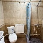 Трёхместный и более (Семейный номер с видом на горы), Отель Чегет Home