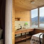 Шестиместный (Вместительный номер с обеденной зоной), Отель Чегет Home