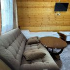 Шестиместный (Отдельный домик с личной зоной барбекю), Отель Чегет Home