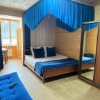 Шестиместный (Отдельный домик с личной зоной барбекю), Отель Чегет Home