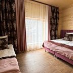 Двенадцатиместный (Просторный двухэтажный дом VIP), Отель Чегет Home