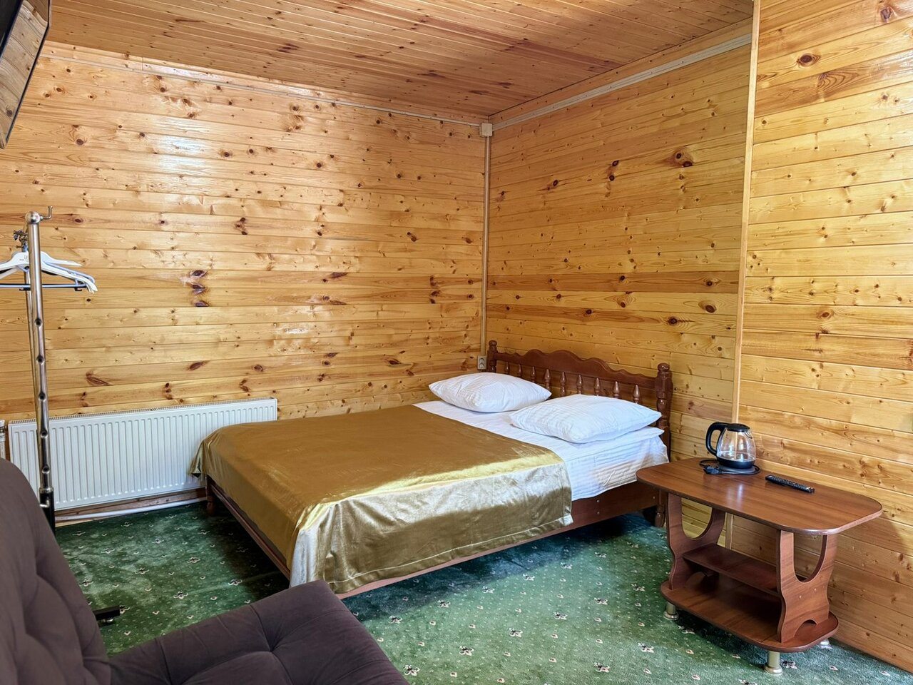 Четырехместный (Номер в домике с личной зоной барбекю), Отель Чегет Home