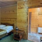 Четырехместный (Номер в домике с личной зоной барбекю), Отель Чегет Home