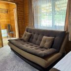 Шестиместный (Отдельный домик с личной зоной барбекю), Отель Чегет Home