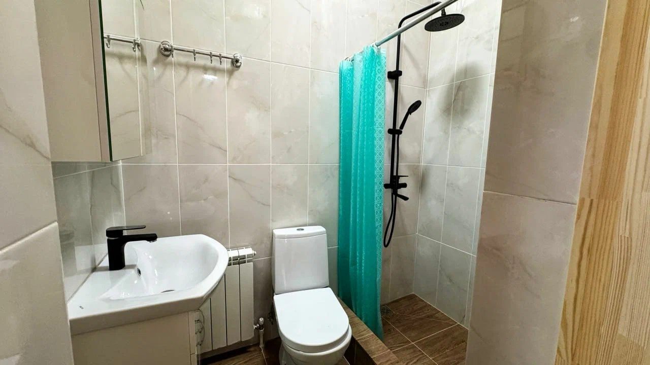 Пятиместный (Просторный номер в домике с балконом), Отель Чегет Home