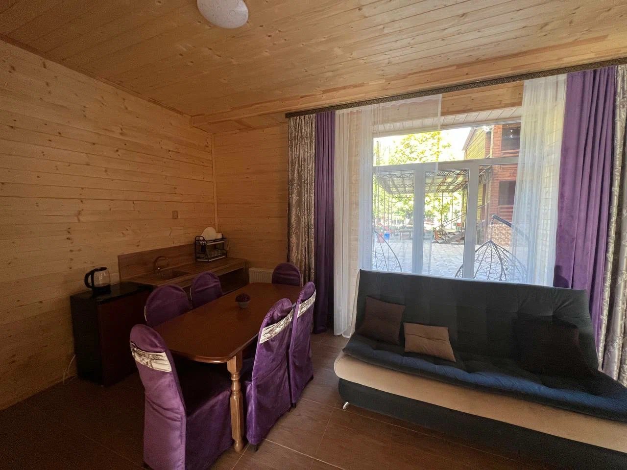 Двенадцатиместный (Просторный двухэтажный дом VIP), Отель Чегет Home